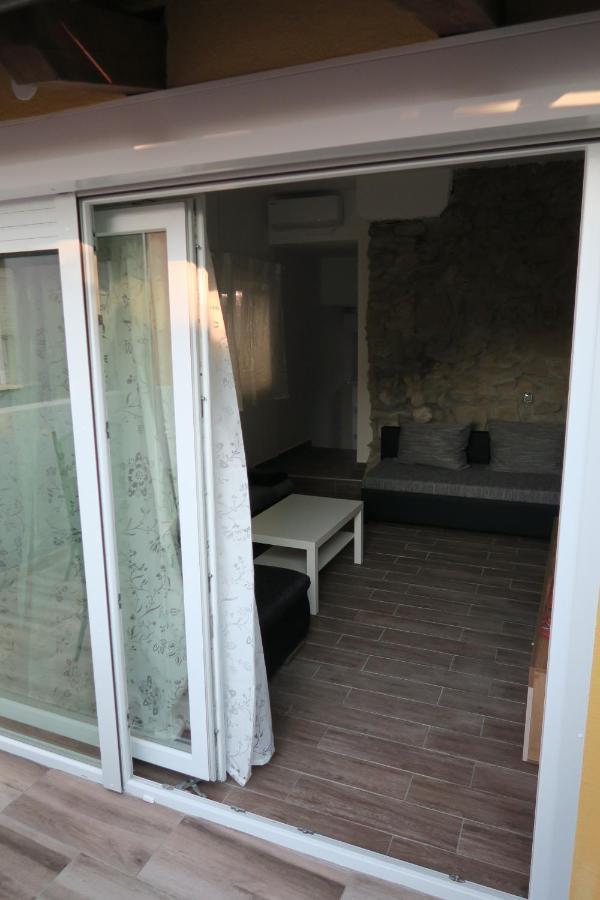 Holiday Home Ljubicic Baška Exteriör bild